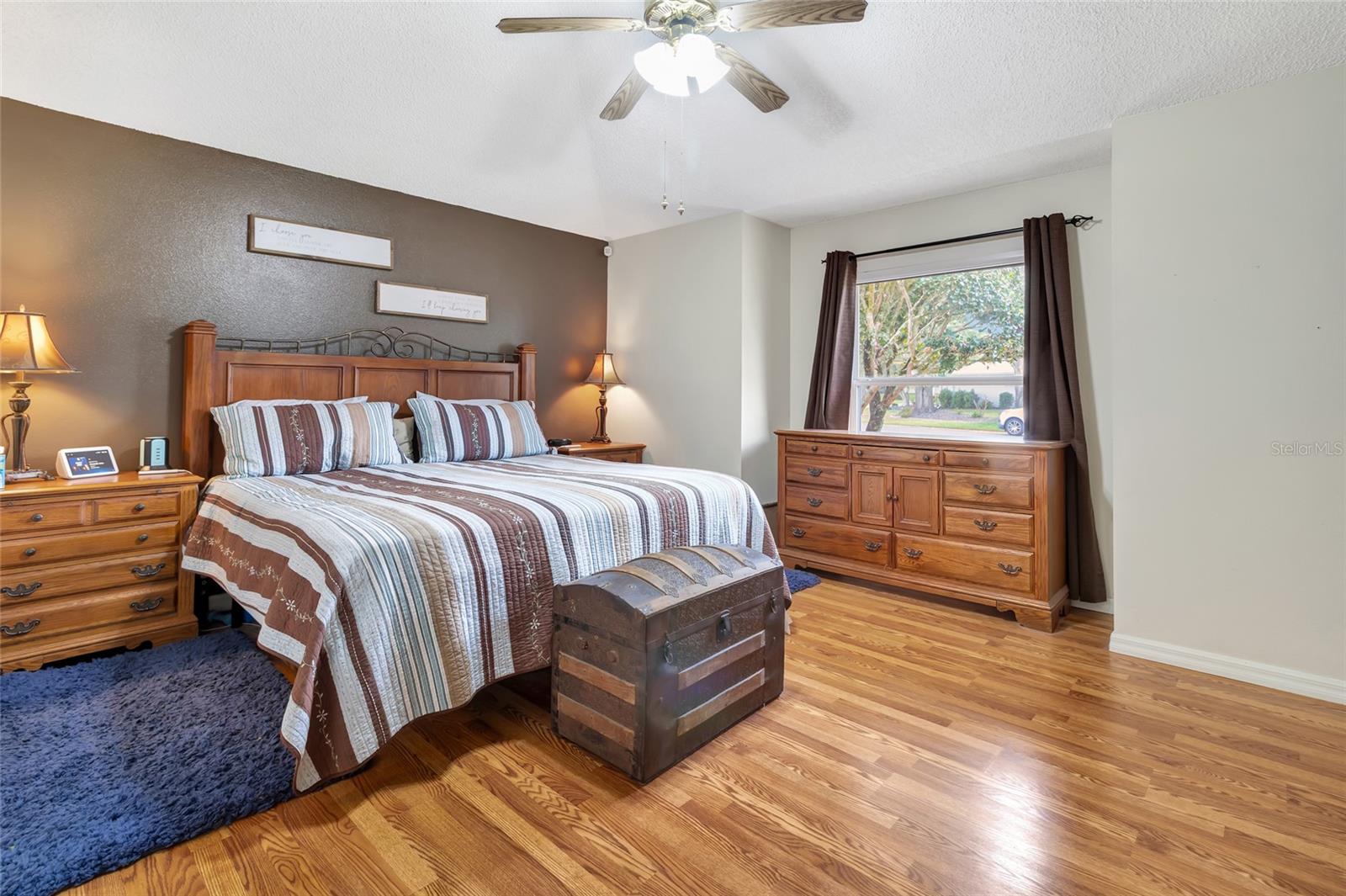 ROYAL HIGHLANDS - Residential