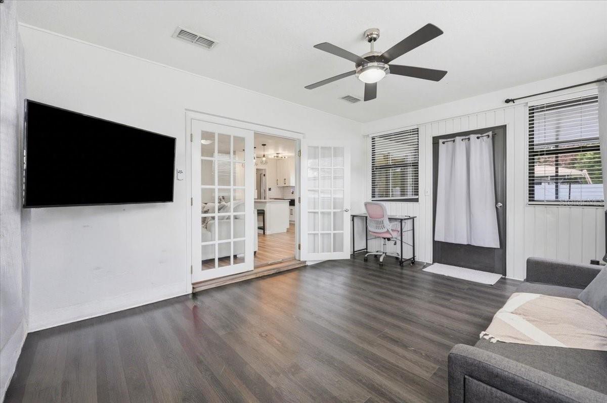 YELLOW PINE FIRST ADD - Residential