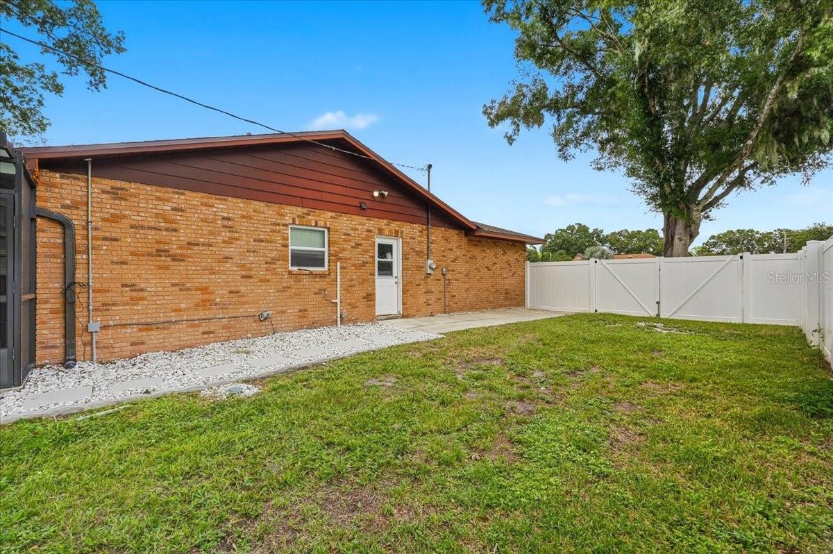 YELLOW PINE FIRST ADD - Residential