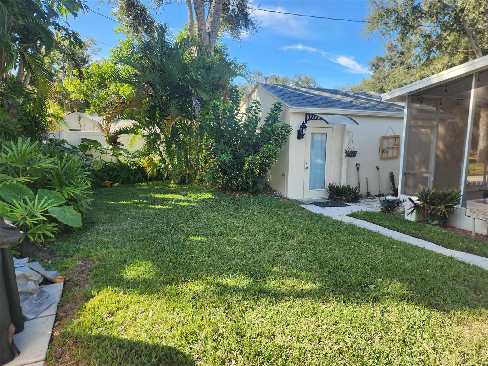 ALLENDALE TERRACE BLKS A-B-1-2-3-4-5-6 - Residential