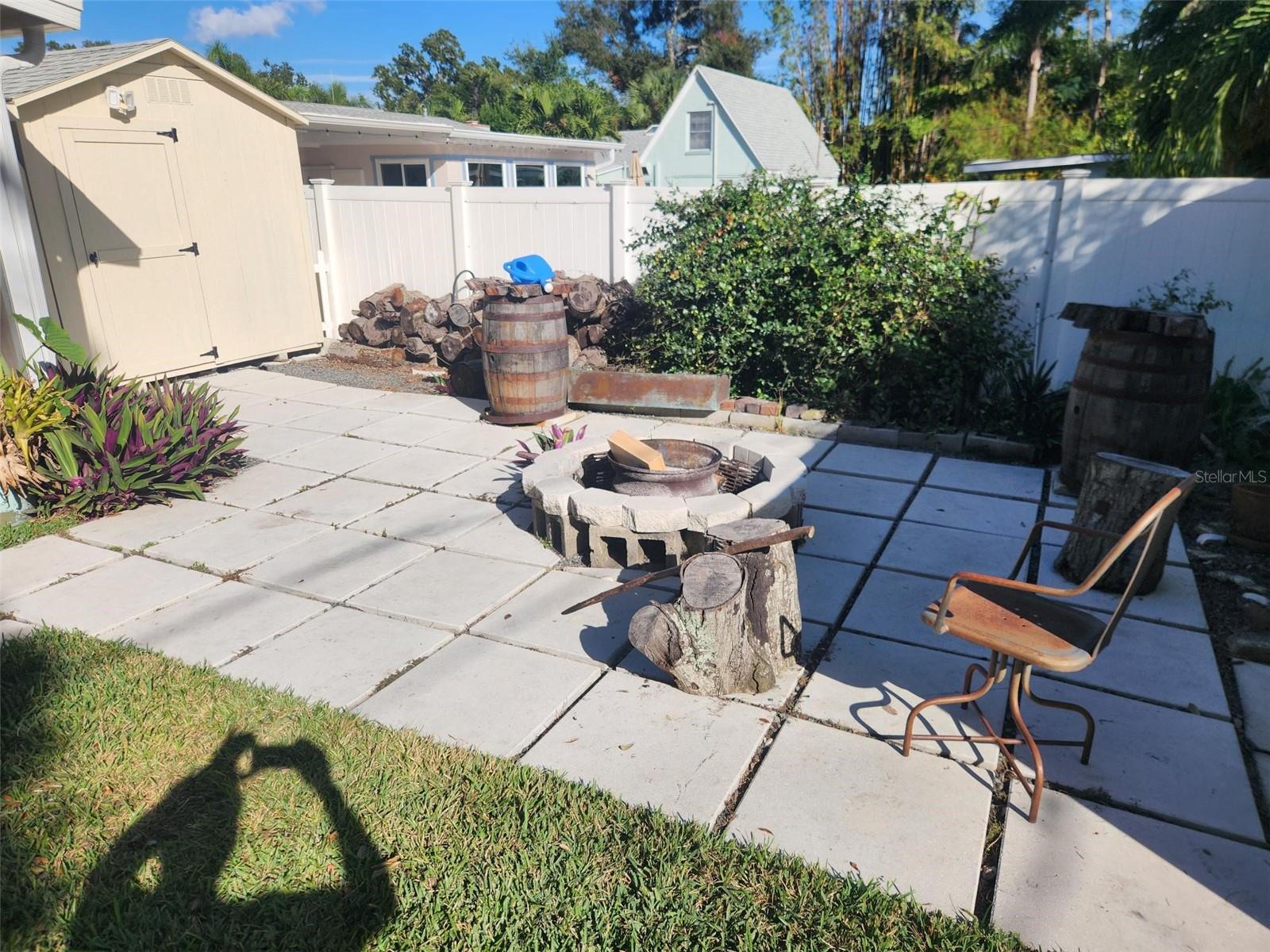 ALLENDALE TERRACE BLKS A-B-1-2-3-4-5-6 - Residential