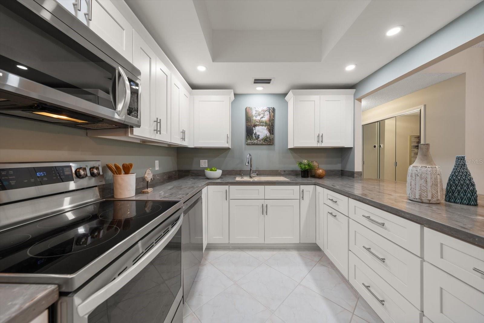 BELLEVIEW BILTMORE VILLAS SOUTH GARDEN - Residential