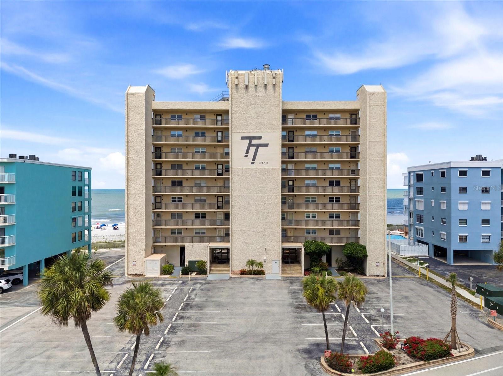 TAHITIAN TOWERS CONDO - Residential