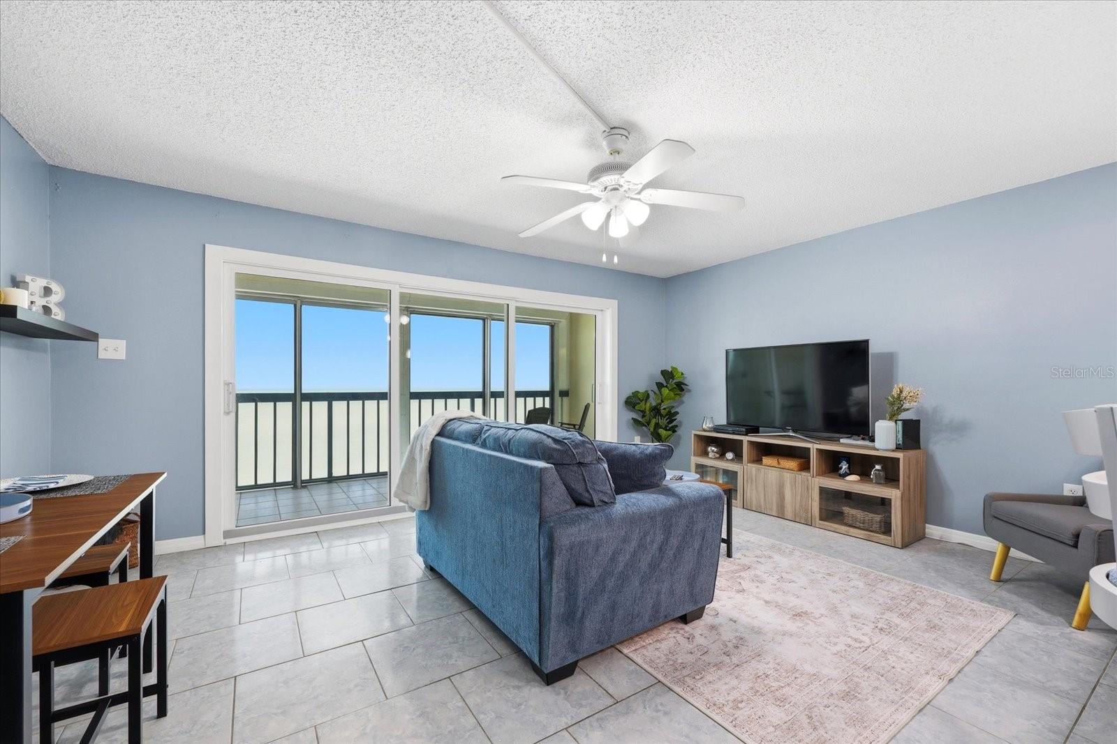 TAHITIAN TOWERS CONDO - Residential