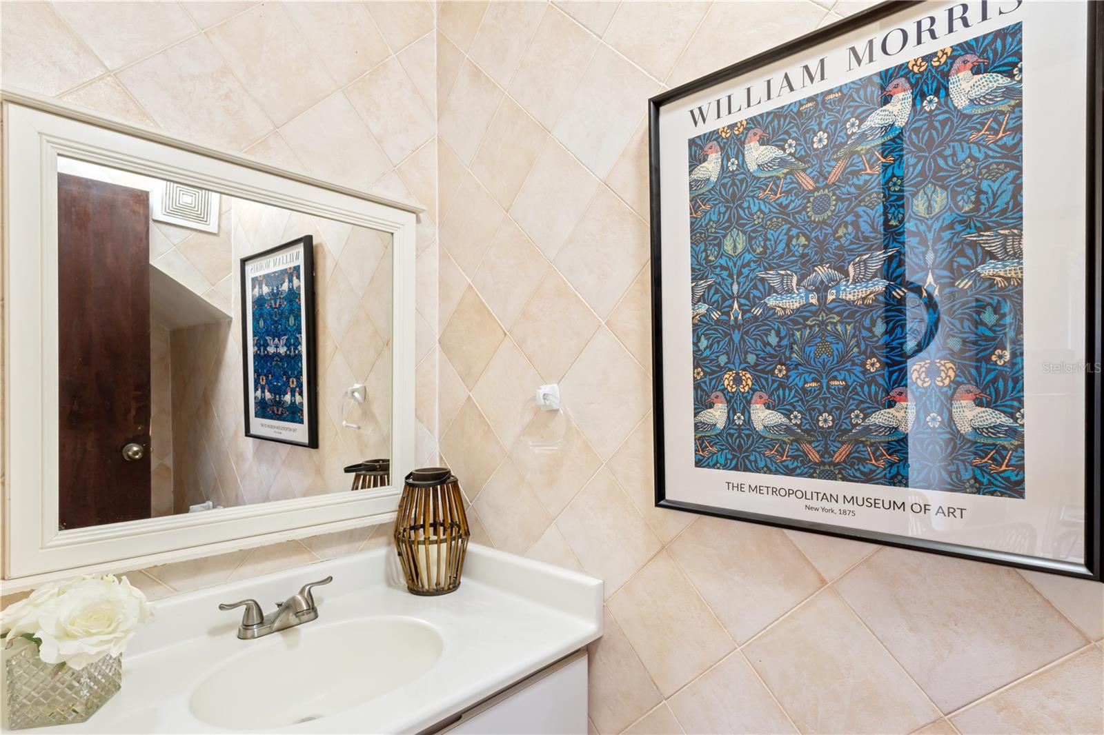 BO. GUZMAN ARRIBA - Residential