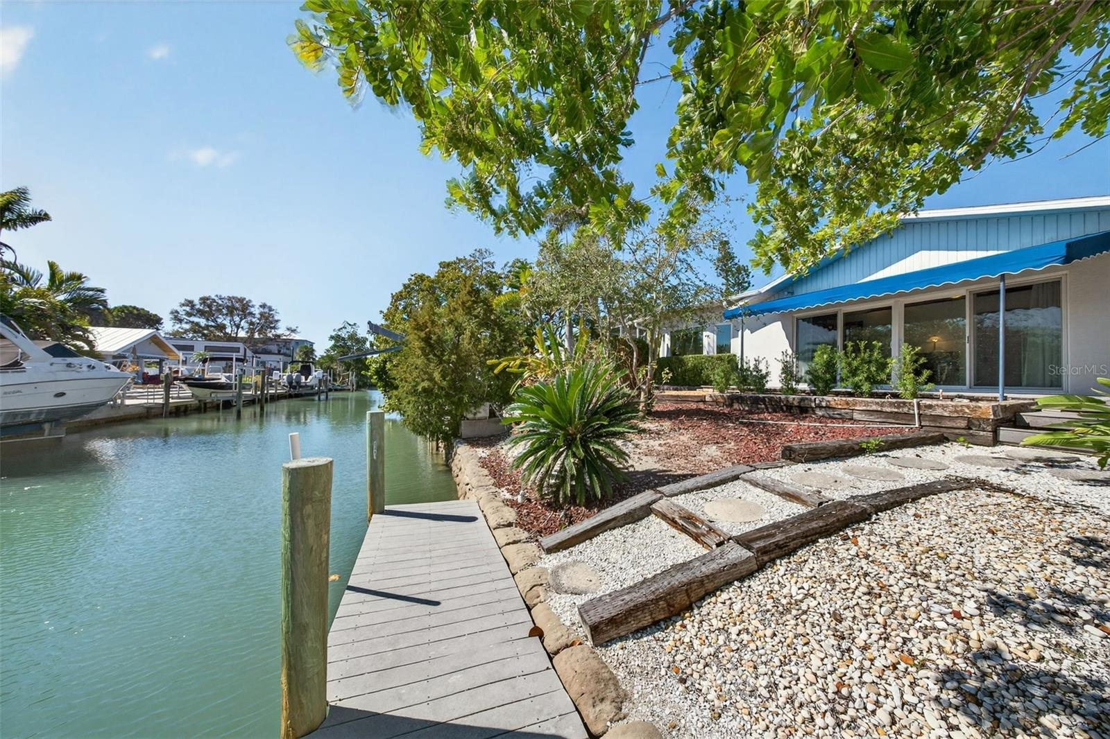 SLEEPY LAGOON PARK - Residential