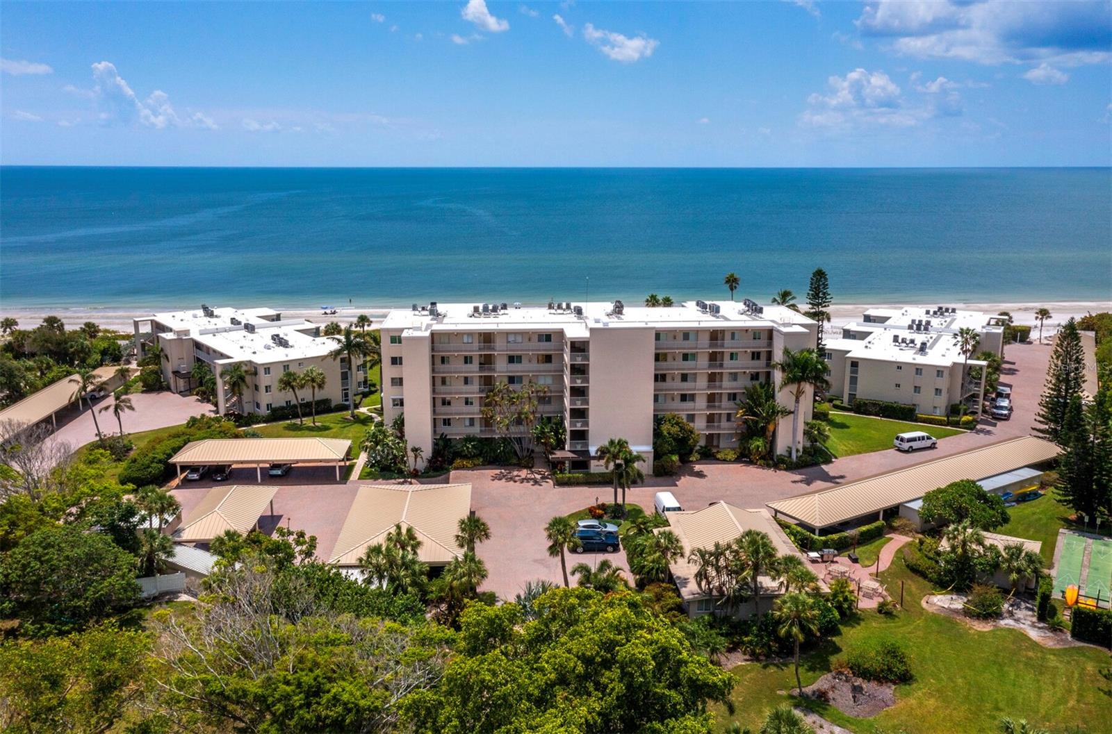 WESTCHESTER APTS - Residential