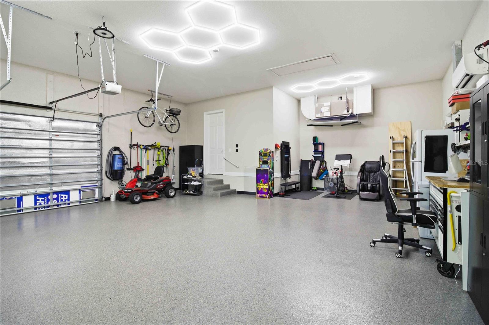 ROTONDA WEST WHITE MARSH - Residential