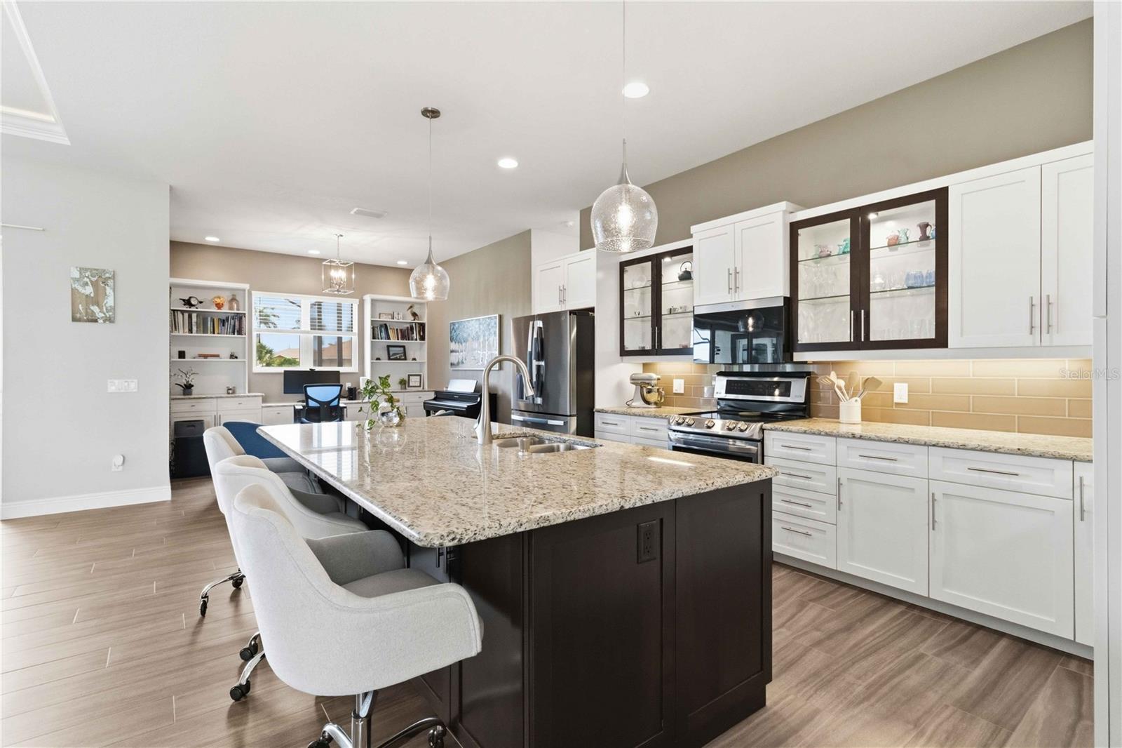 ROTONDA WEST WHITE MARSH - Residential