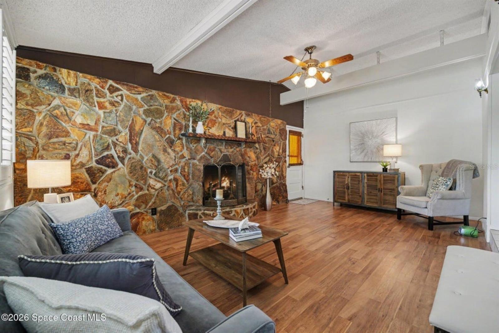 PINERIDGE UNIT 04 - Residential