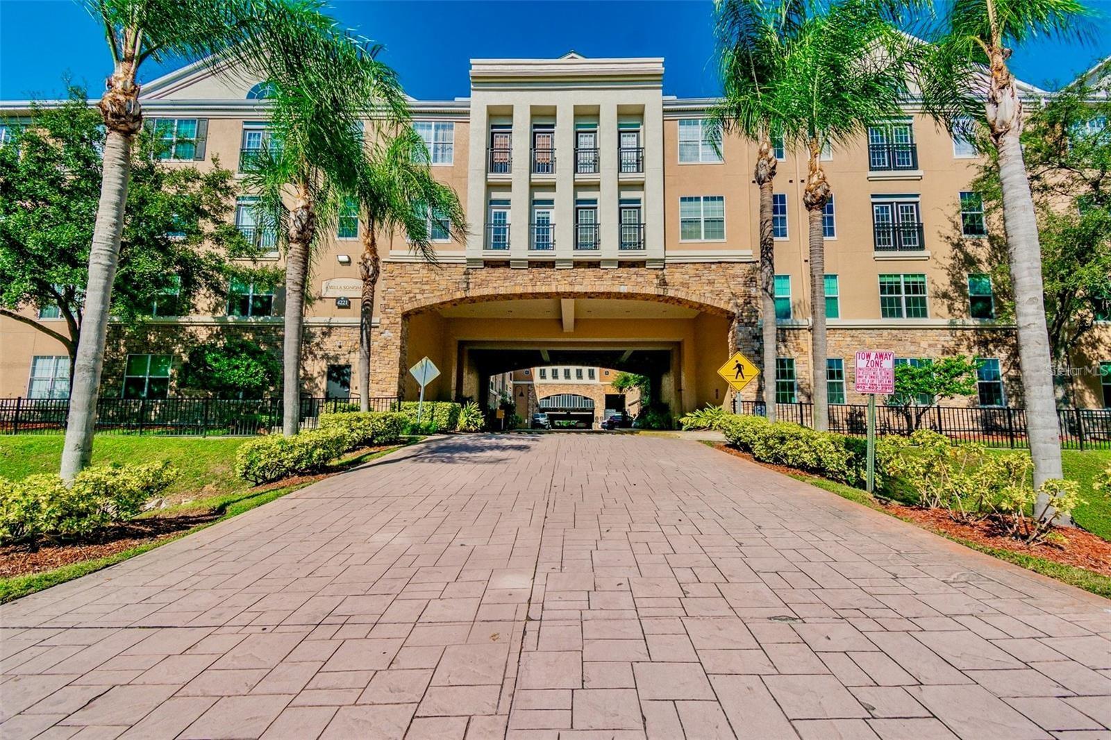 VILLA SONOMA AT INTERNATIONAL - Residential