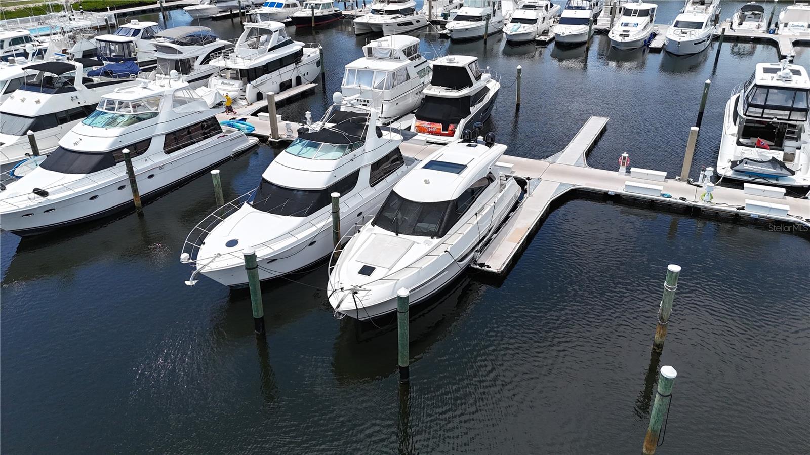 RIVIERA DUNES MARINA PH 2 - Residential