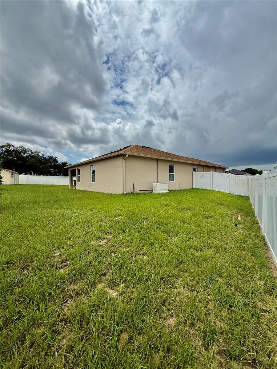 LAKE TRACY ESTATES - Residential