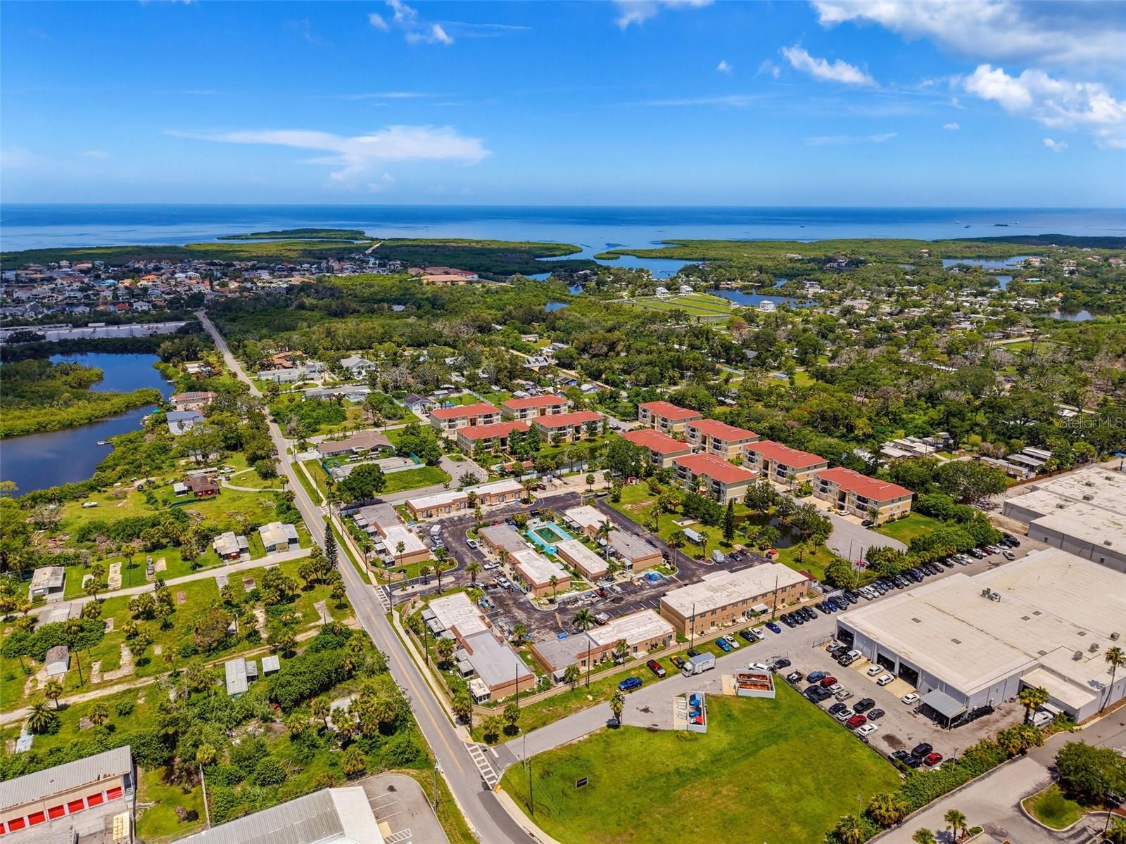 TOWNE SQUARE VILLAS CONDO - Residential
