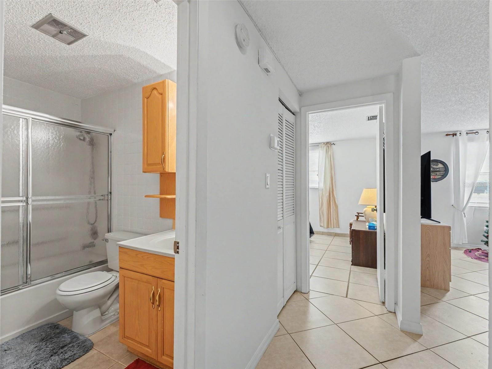 TOWNE SQUARE VILLAS CONDO - Residential