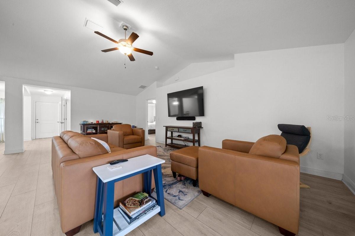 ORANGE BLOSSOM HILLS UN 04 - Residential