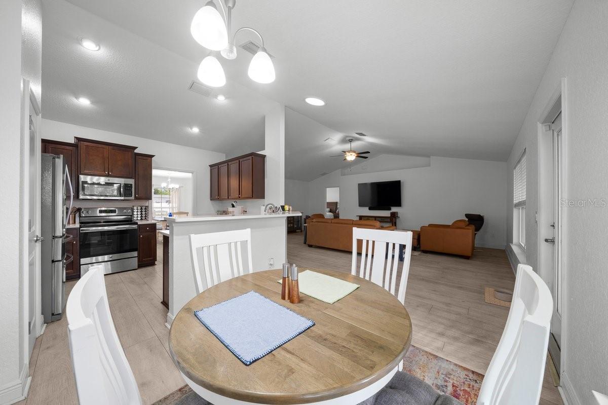 ORANGE BLOSSOM HILLS UN 04 - Residential