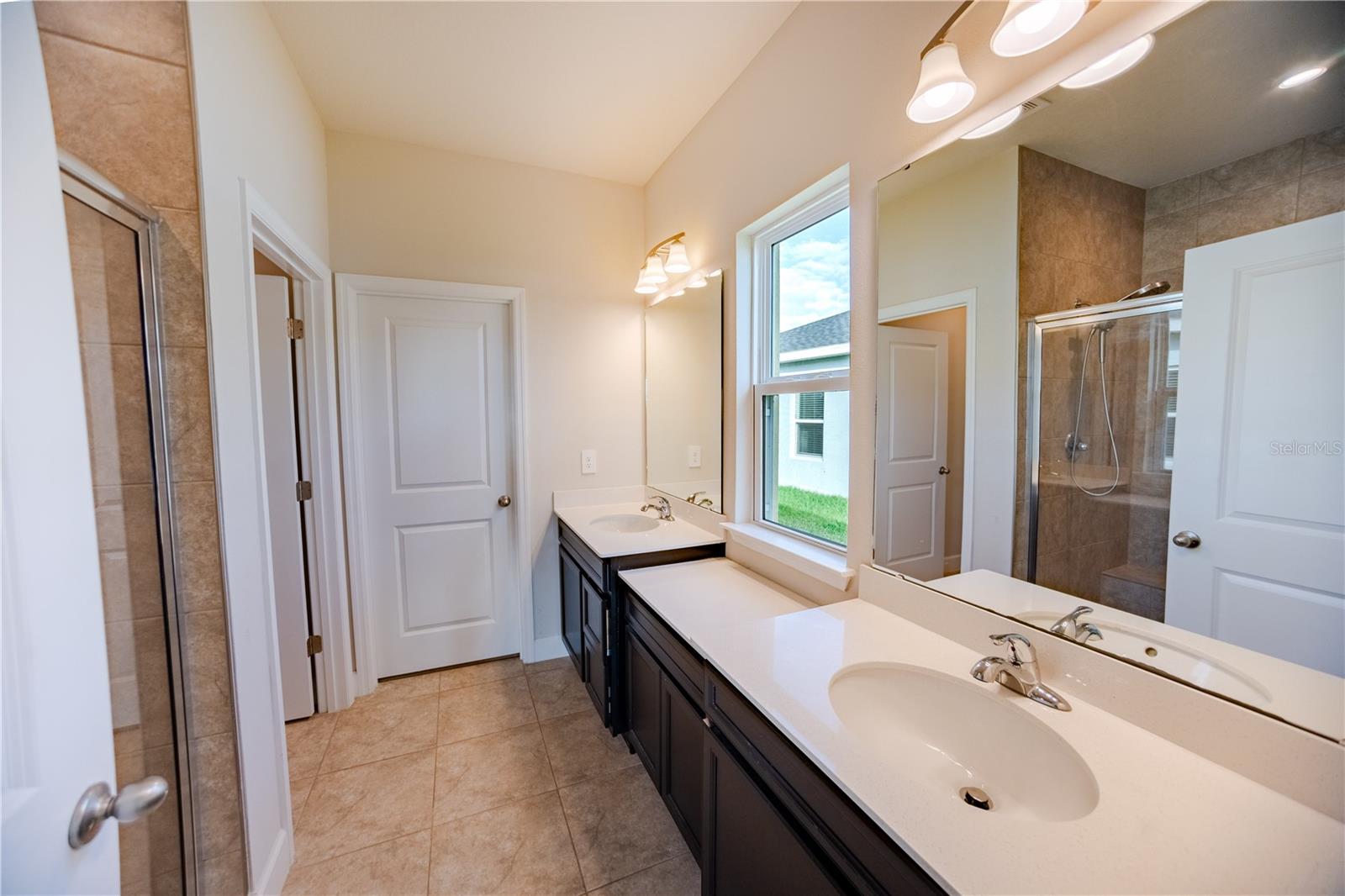 PALMS/WEST PORT - Residential