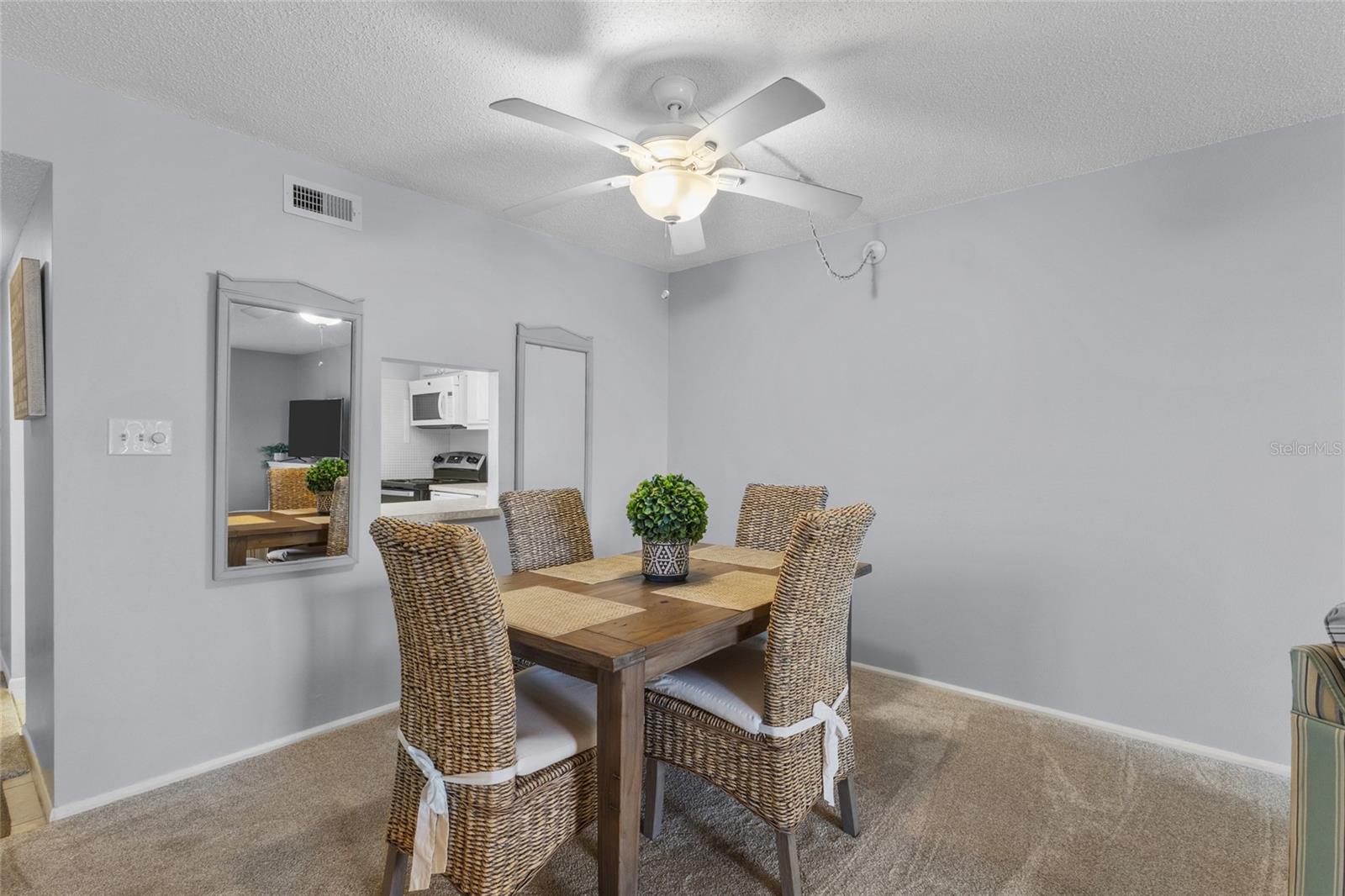 POINTE ON MIDNIGHT PASS - Residential