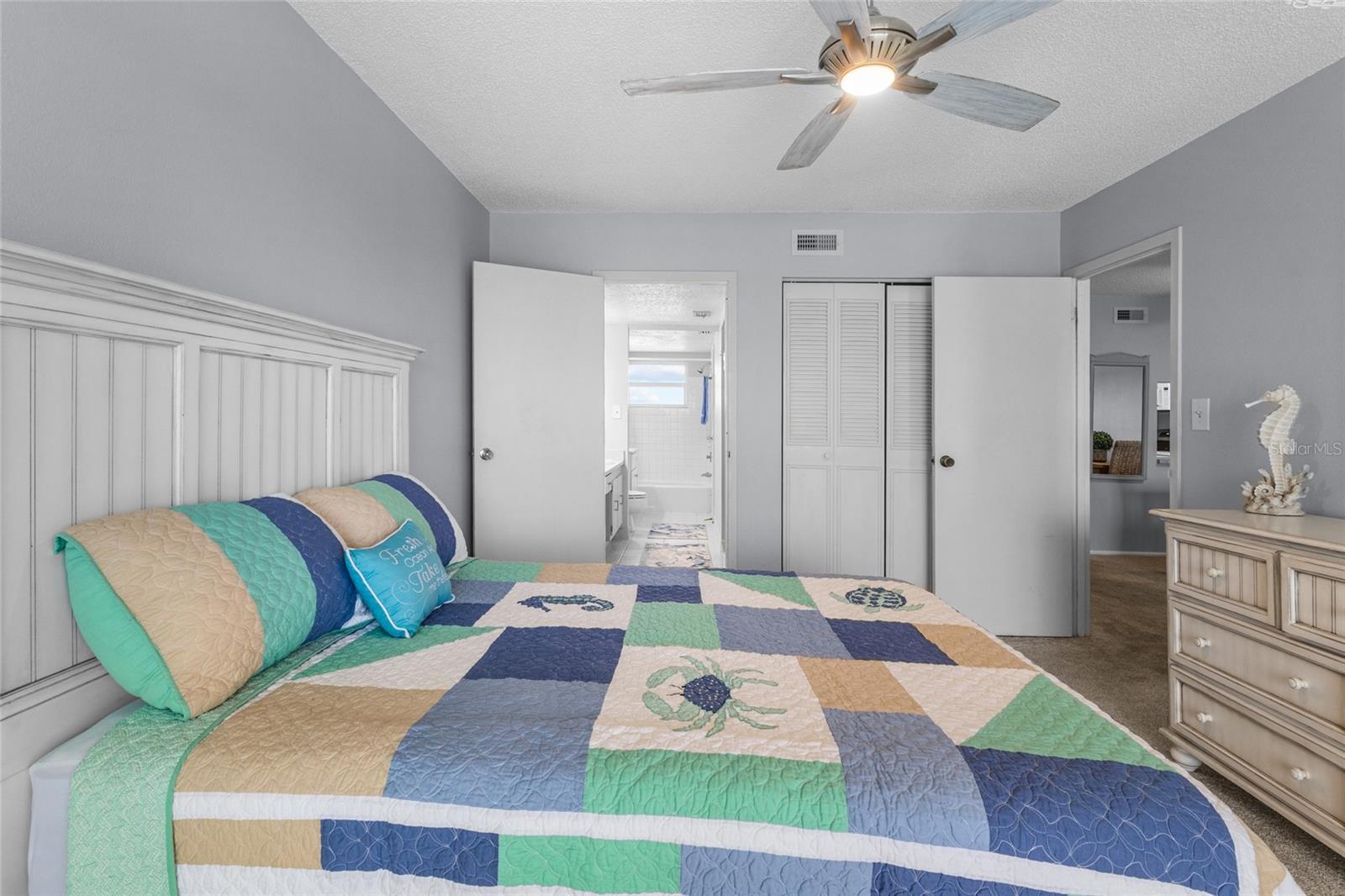 POINTE ON MIDNIGHT PASS - Residential
