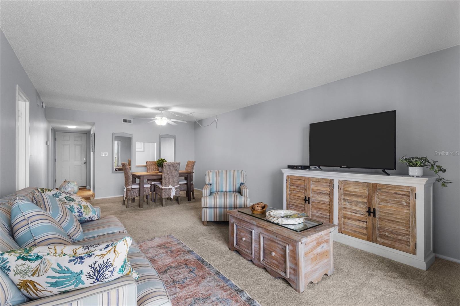 POINTE ON MIDNIGHT PASS - Residential