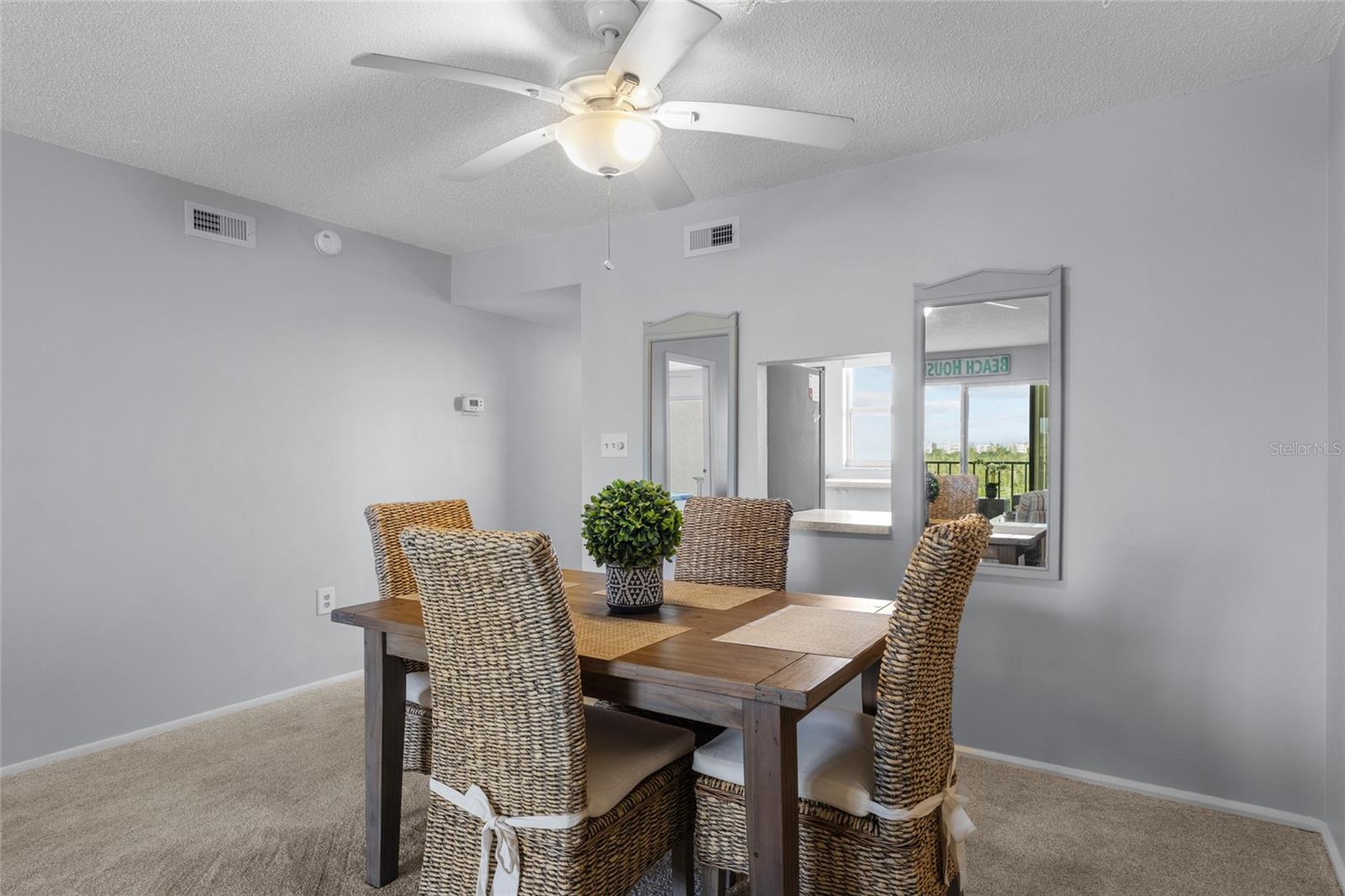 POINTE ON MIDNIGHT PASS - Residential