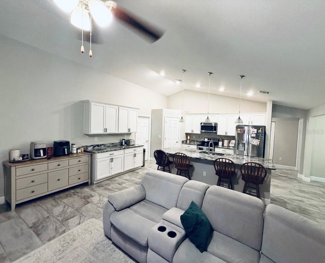 KINGSLAND COUNTRY ESTATE - Residential