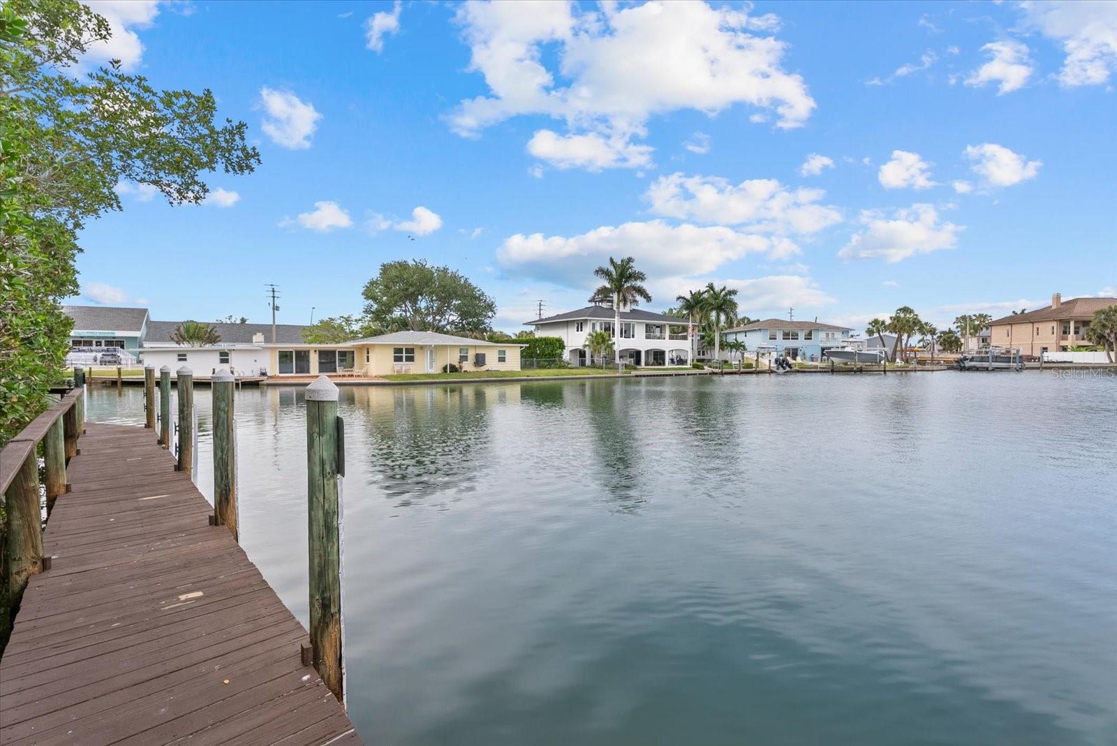 LYONS COVE - Residential