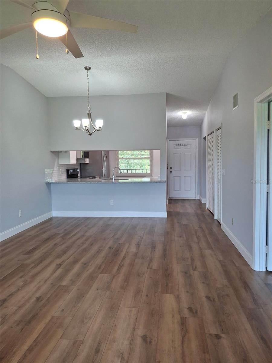 SEASCAPE CONDO OF TARPON SPGS - Residential