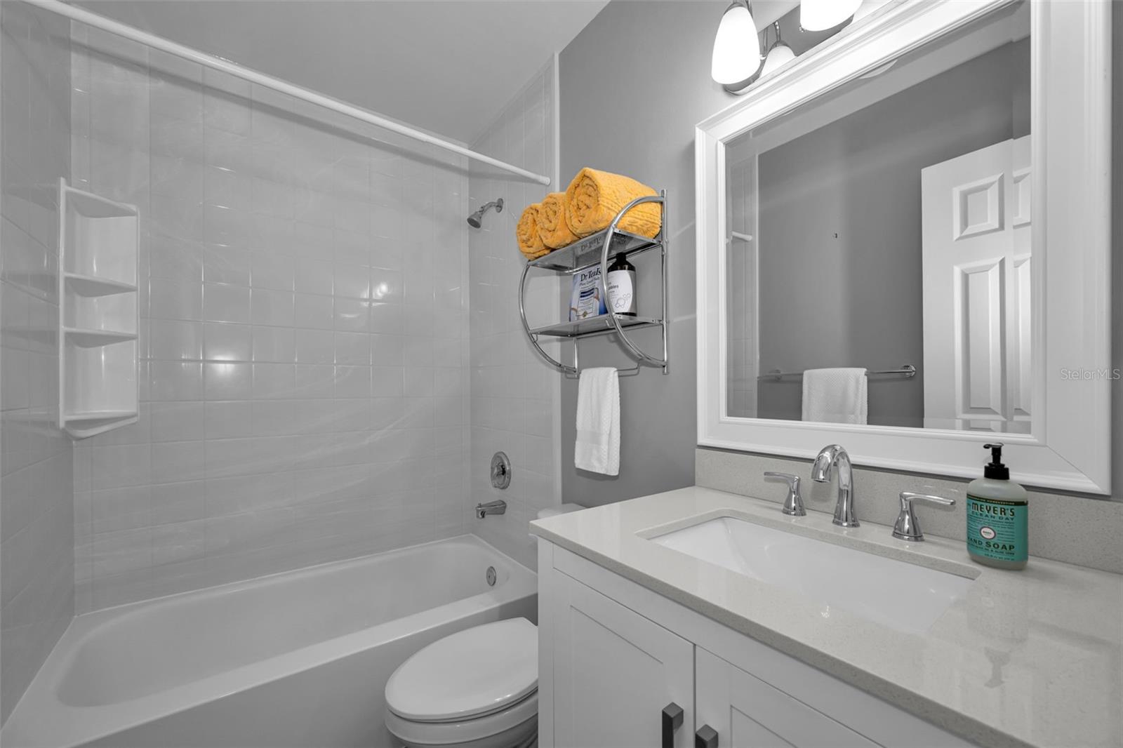 SEASCAPE CONDO OF TARPON SPGS - Residential