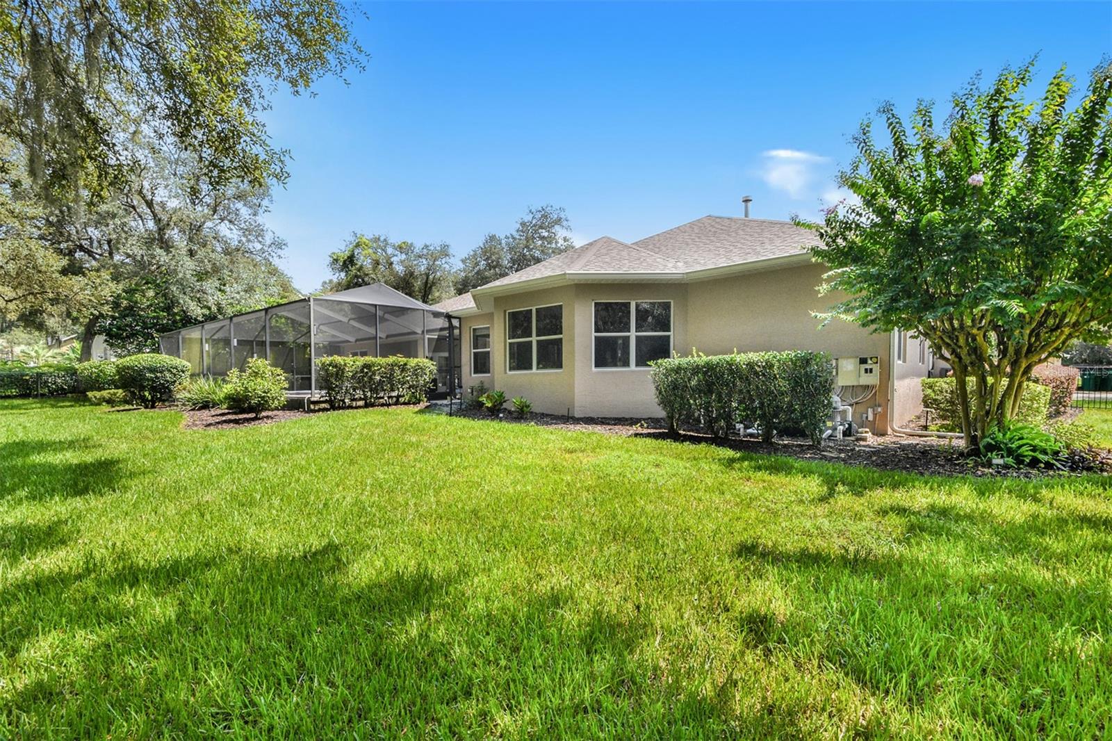 HAMPTON HILLS - Residential