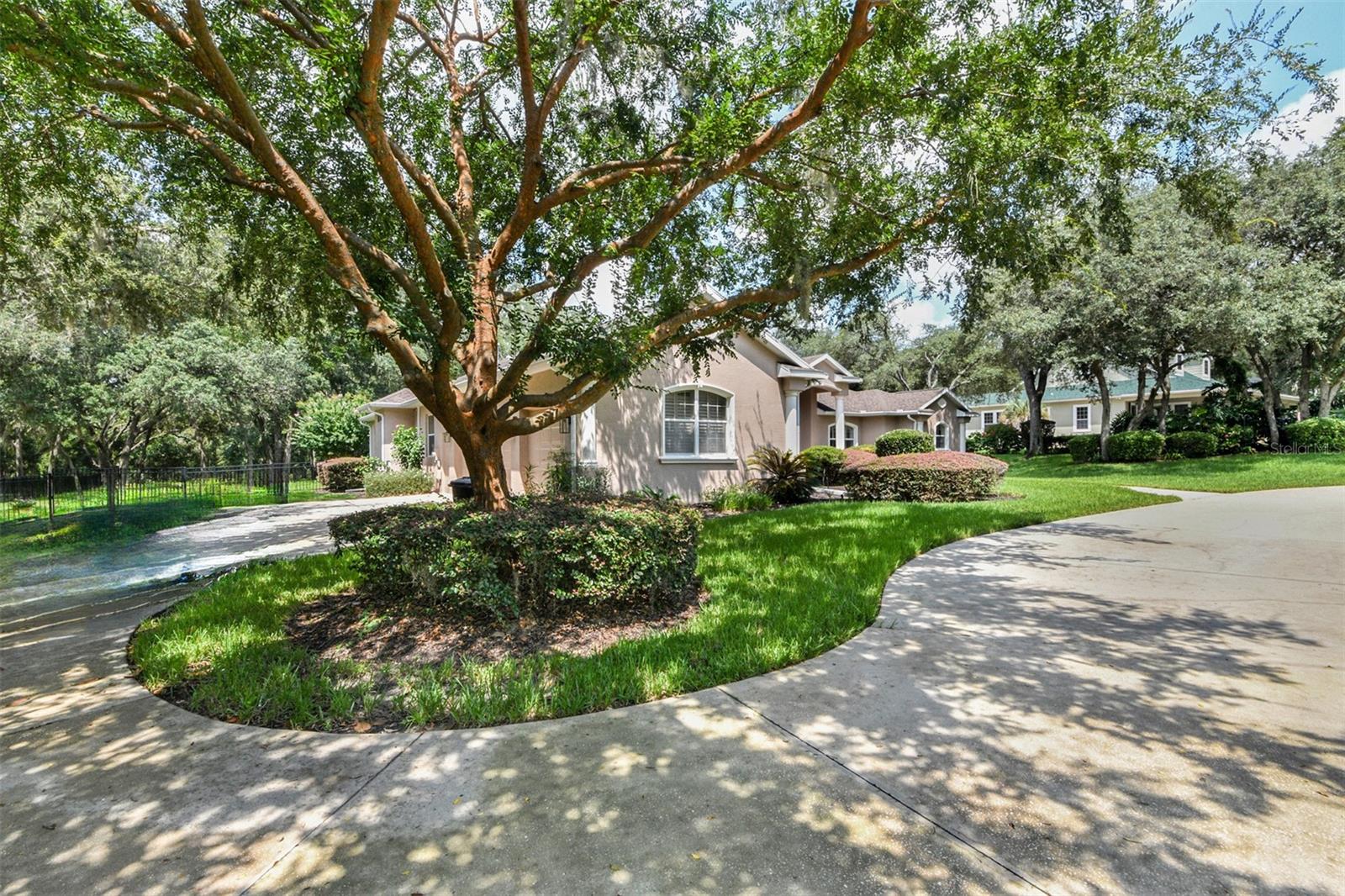 HAMPTON HILLS - Residential