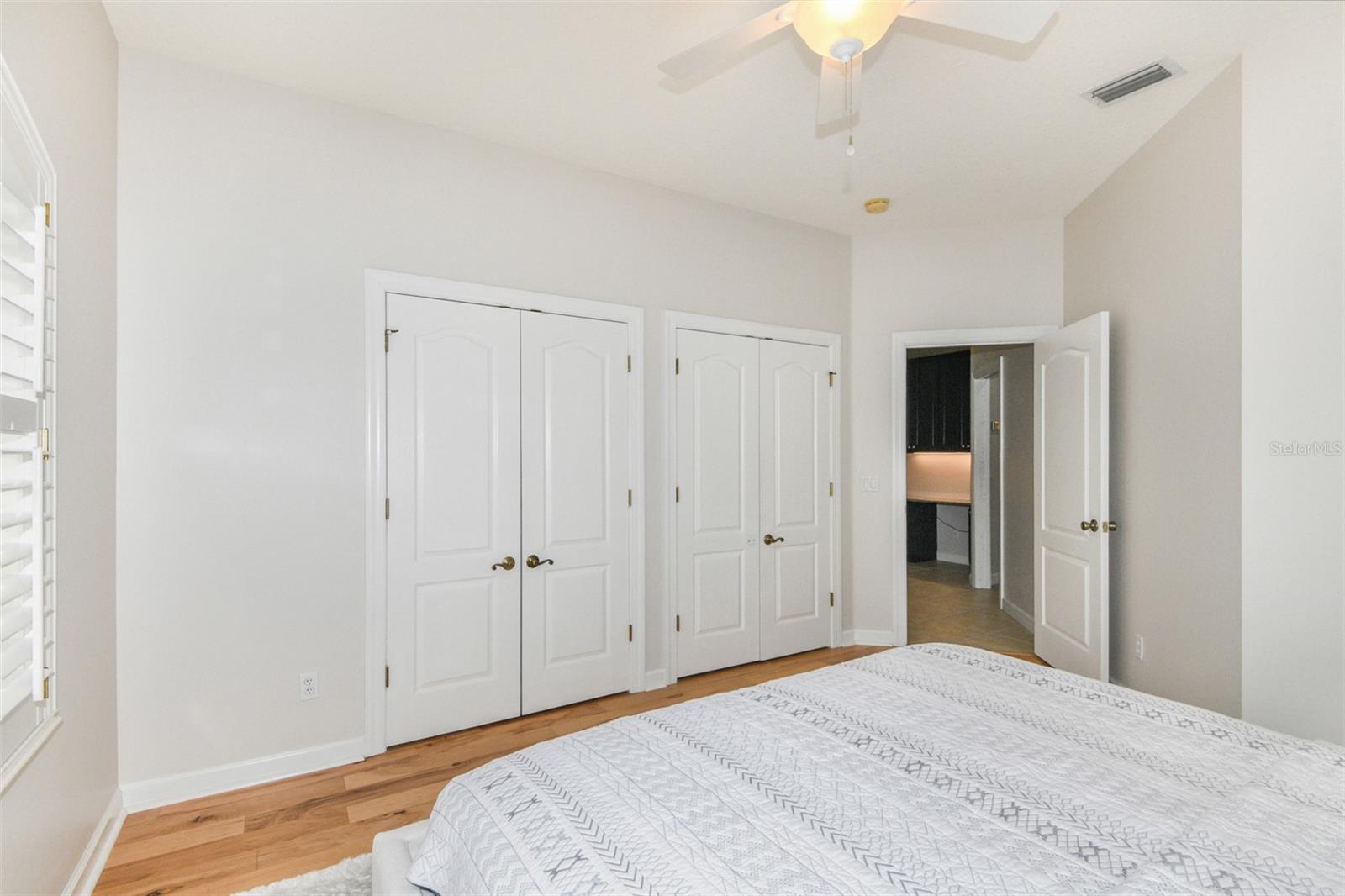 HAMPTON HILLS - Residential