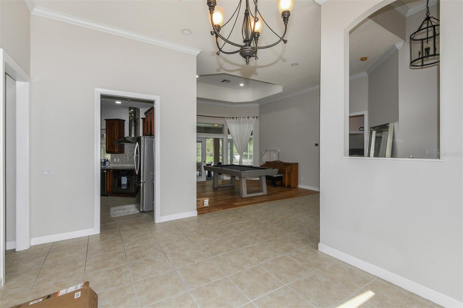 HAMPTON HILLS - Residential