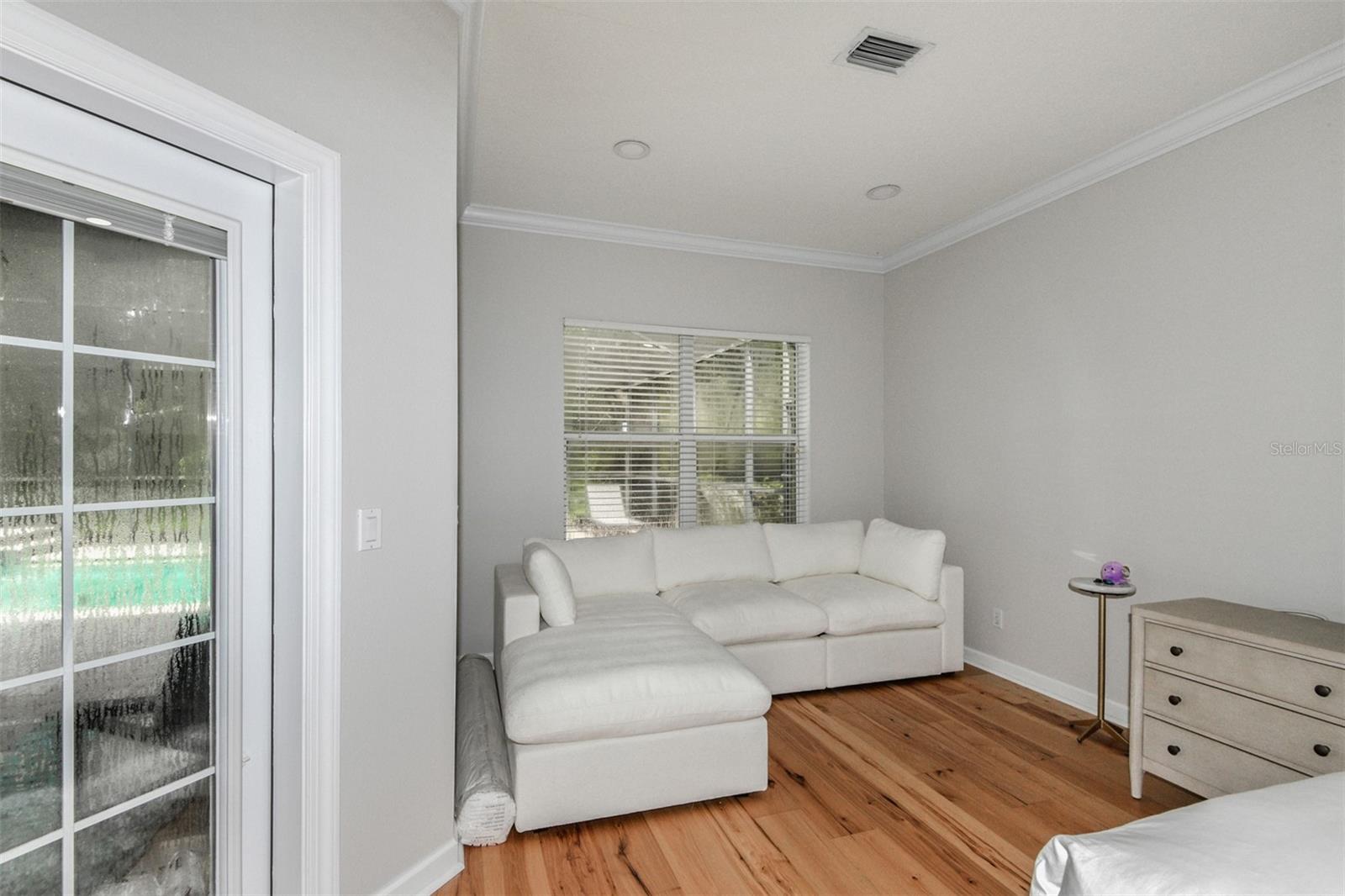 HAMPTON HILLS - Residential