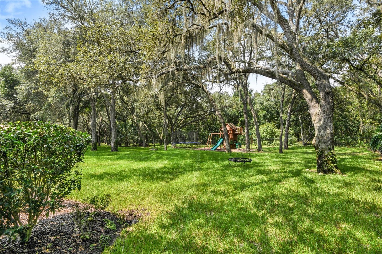 HAMPTON HILLS - Residential