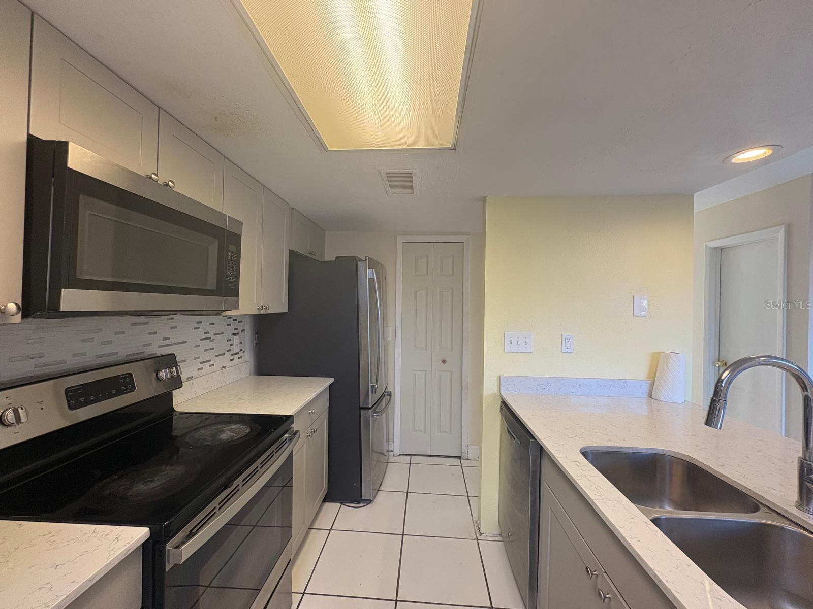 LYME BAY COLONY CONDO - Residential