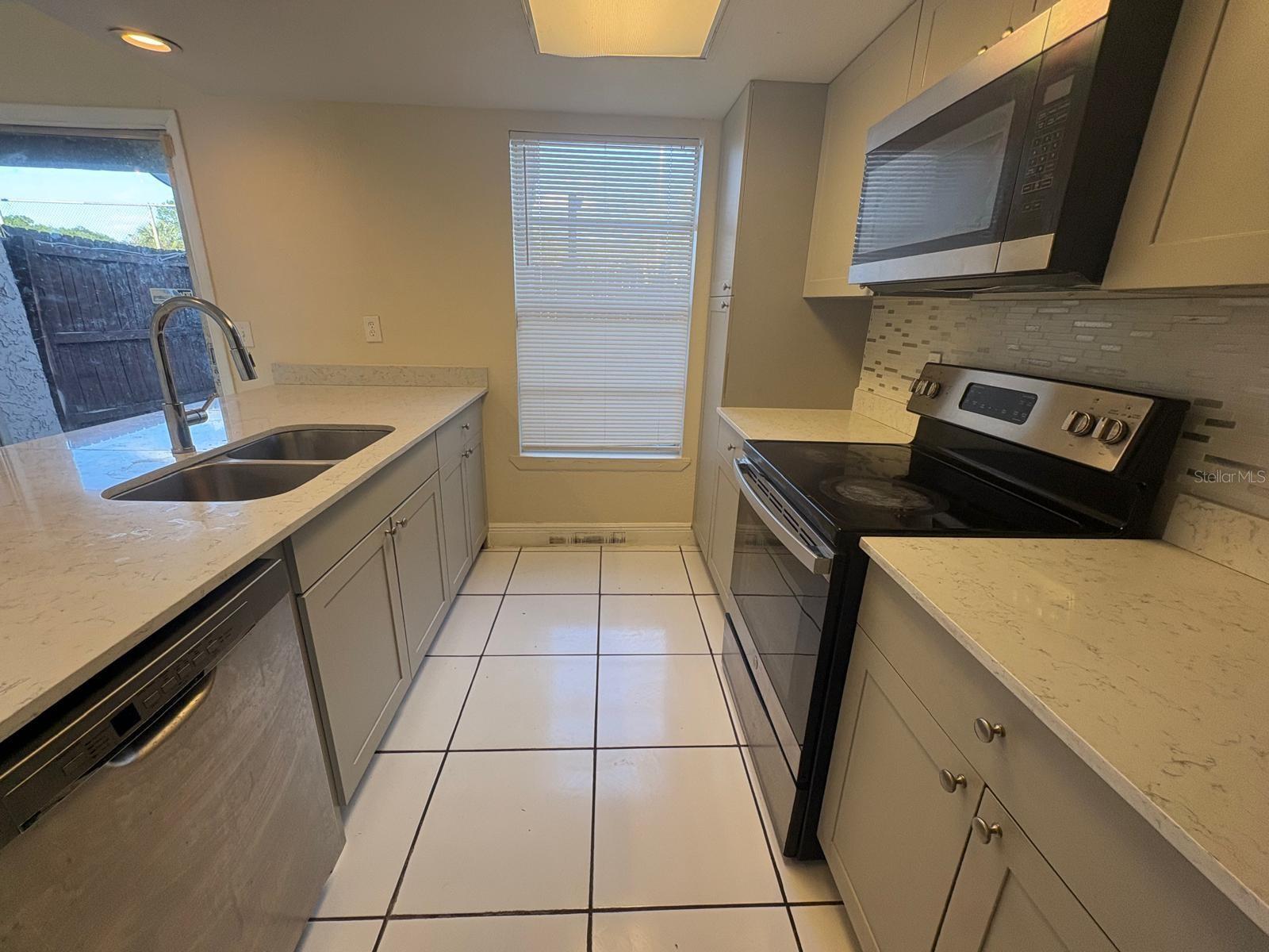 LYME BAY COLONY CONDO - Residential