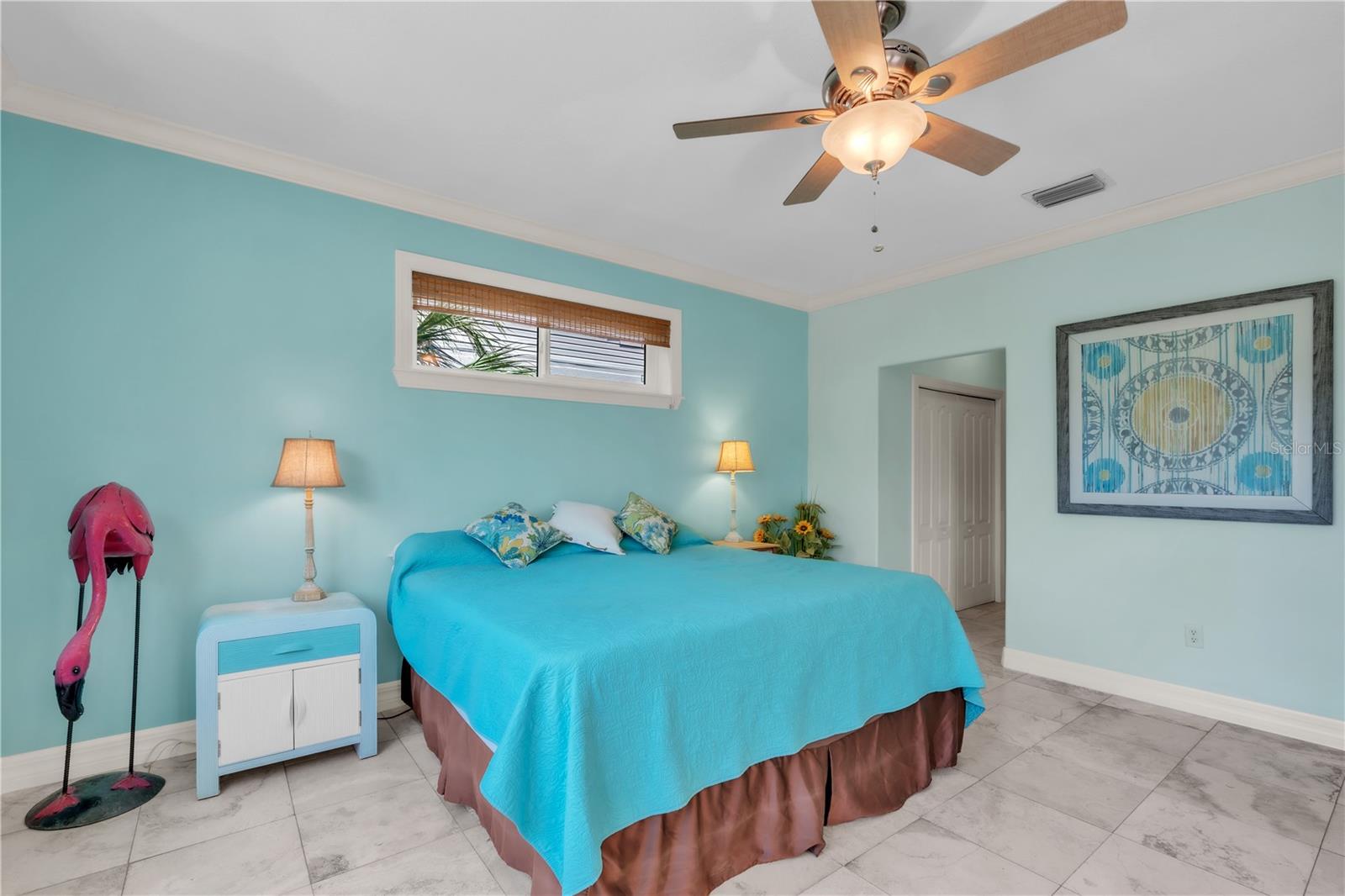 HAWKS HARBOR - Residential