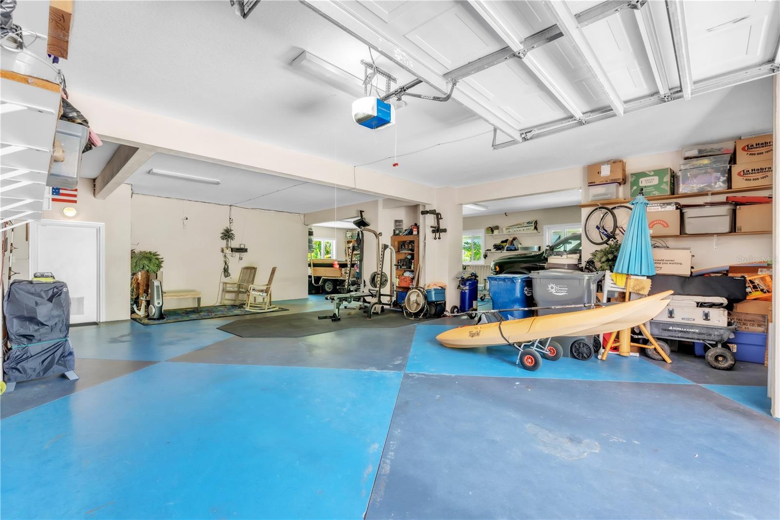 HAWKS HARBOR - Residential