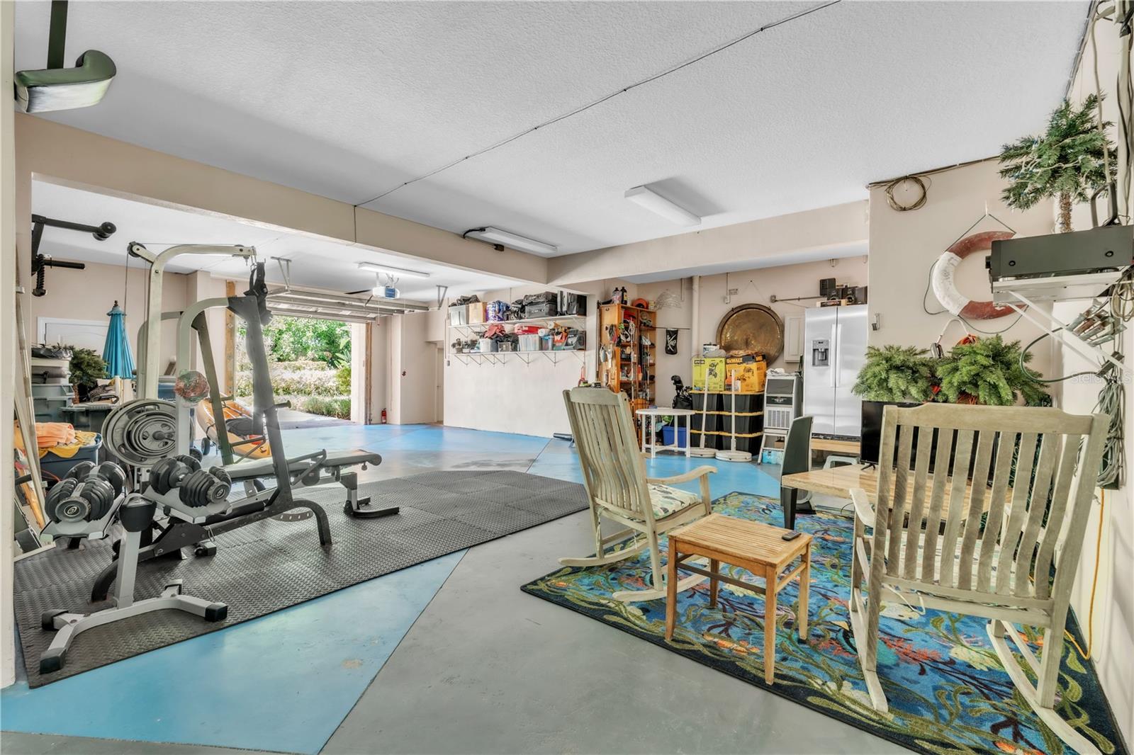HAWKS HARBOR - Residential