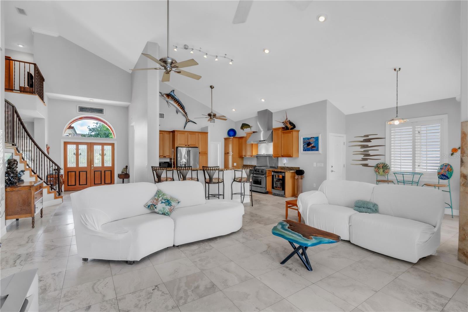 HAWKS HARBOR - Residential