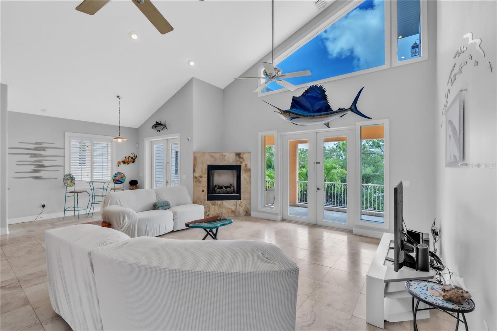 HAWKS HARBOR - Residential