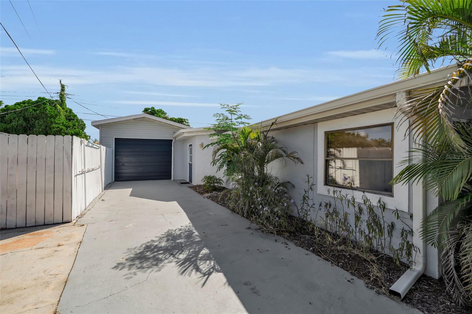 BAYSHORE GARDENS SEC 14 - Residential