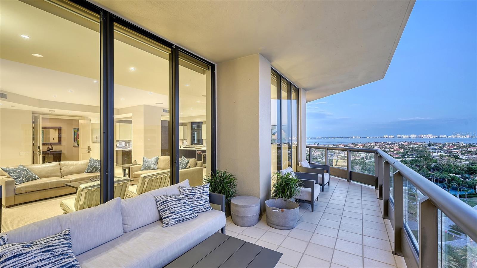 WATER CLUB I AT LONGBOAT KEY - Residential