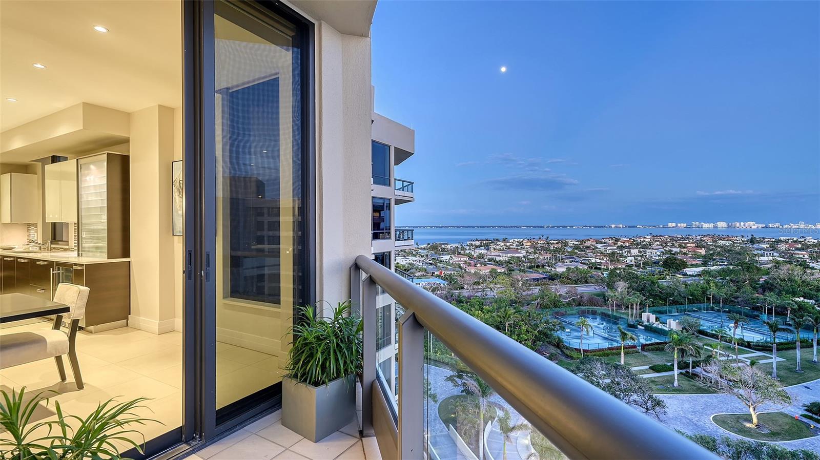 WATER CLUB I AT LONGBOAT KEY - Residential