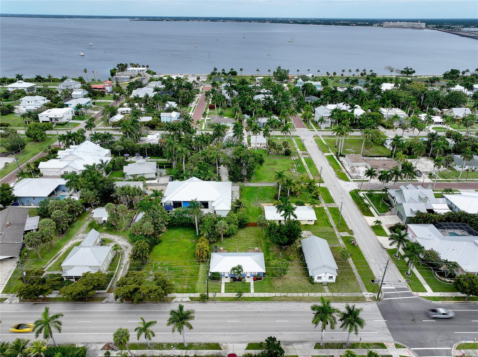 PUNTA GORDA - Residential Income