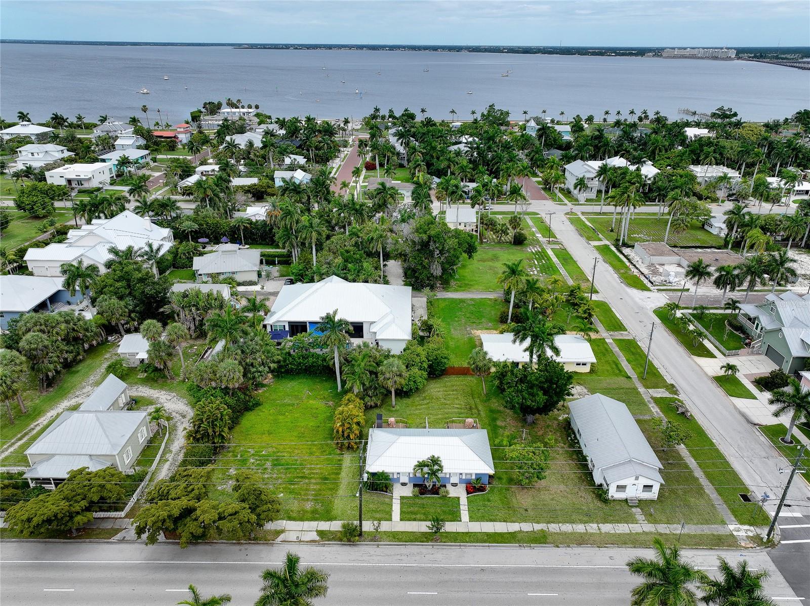 PUNTA GORDA - Residential Income
