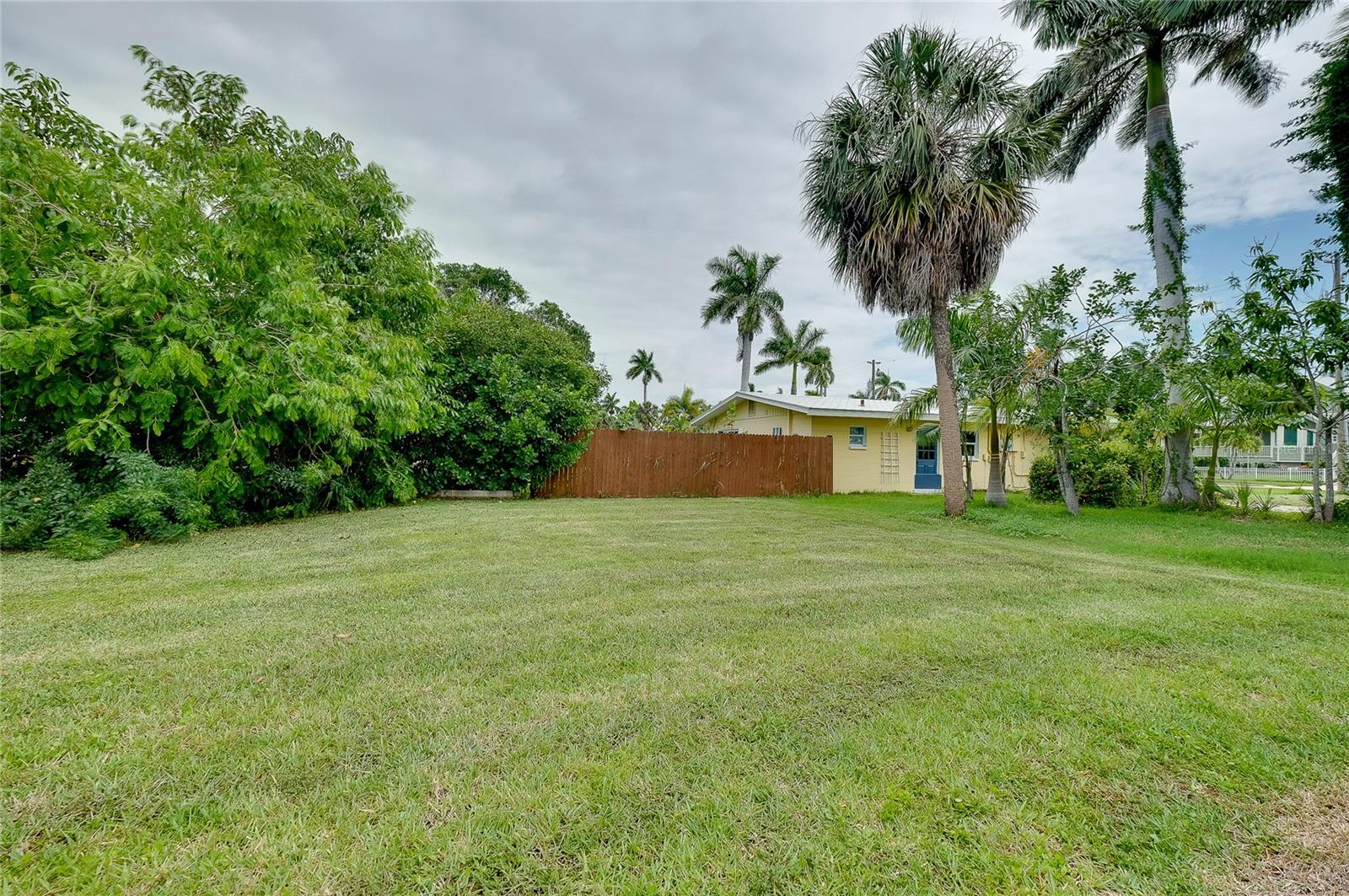 PUNTA GORDA - Residential Income