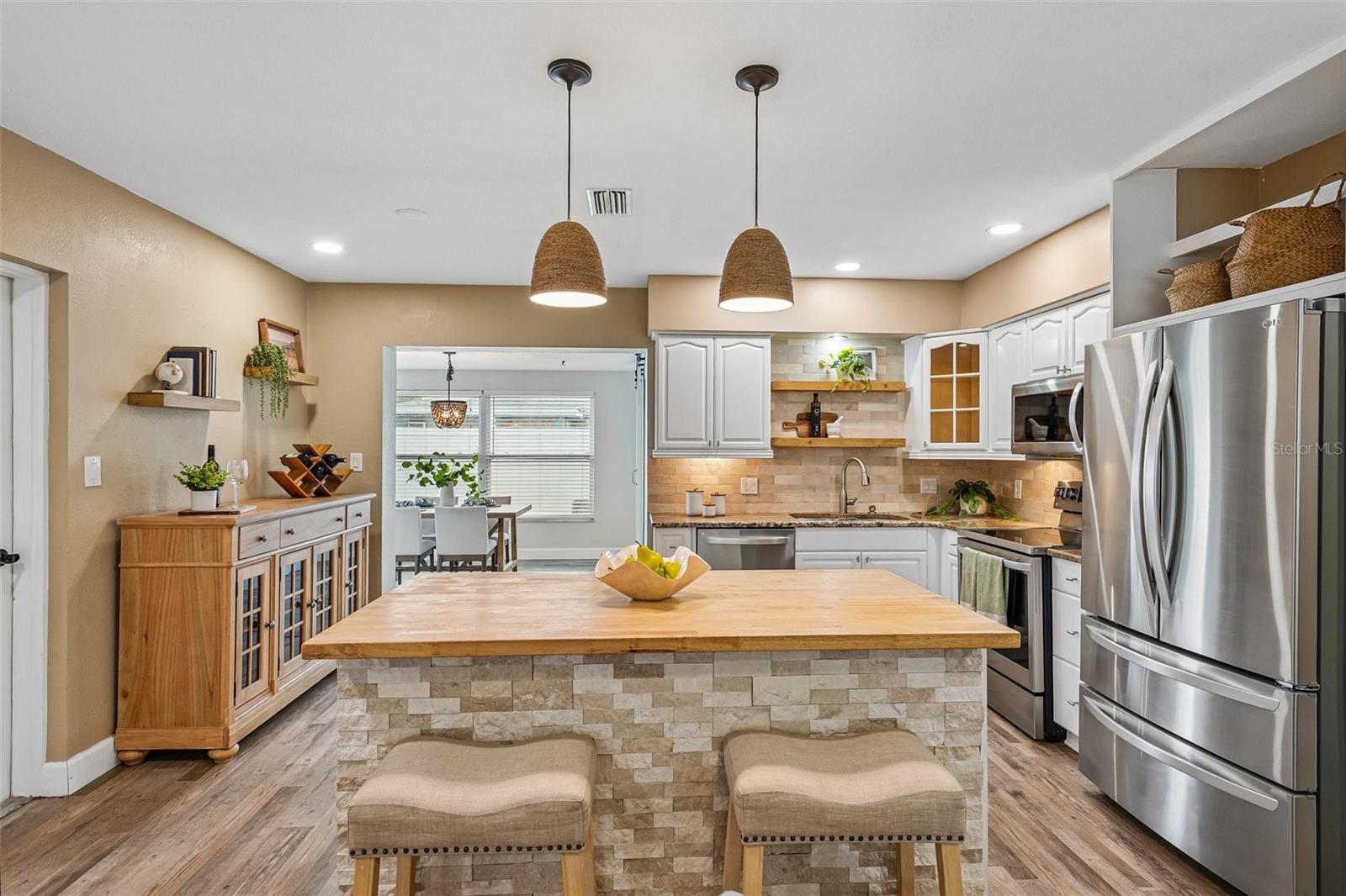 BAY PINES ESTATES - Residential